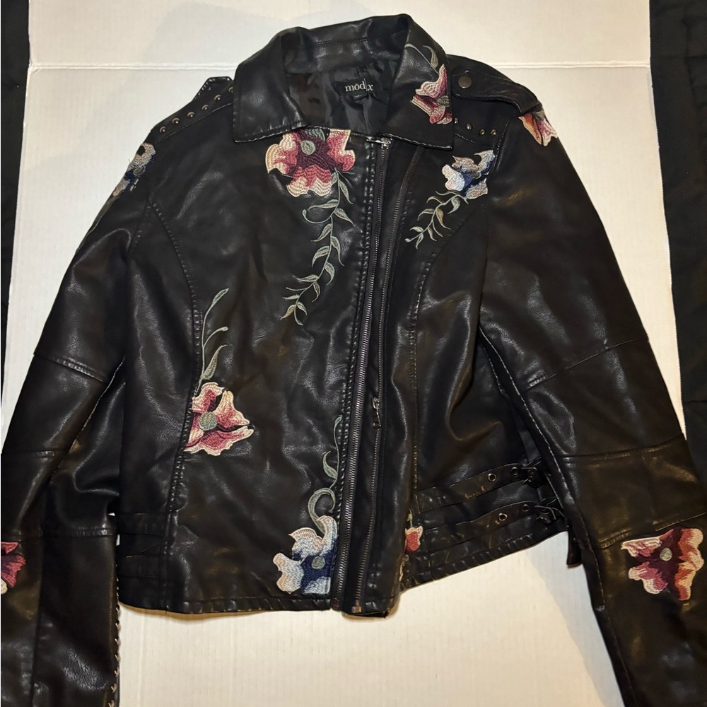 Blank NYC Size Large Floral Embroidered Leather Moto Jacket Studded Black
